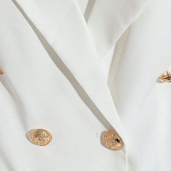 White Elegant Women's Sleeveless Vest And Shorts Set - Picture 8 of 8